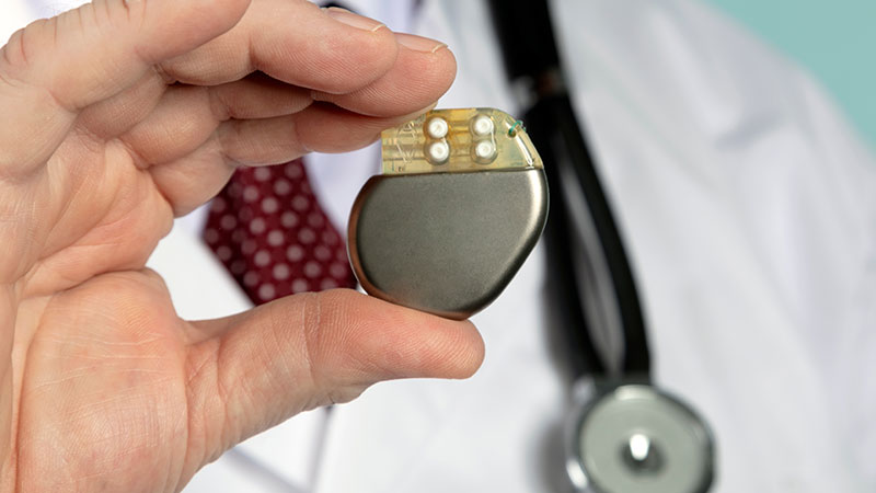 Wearables-Implantables